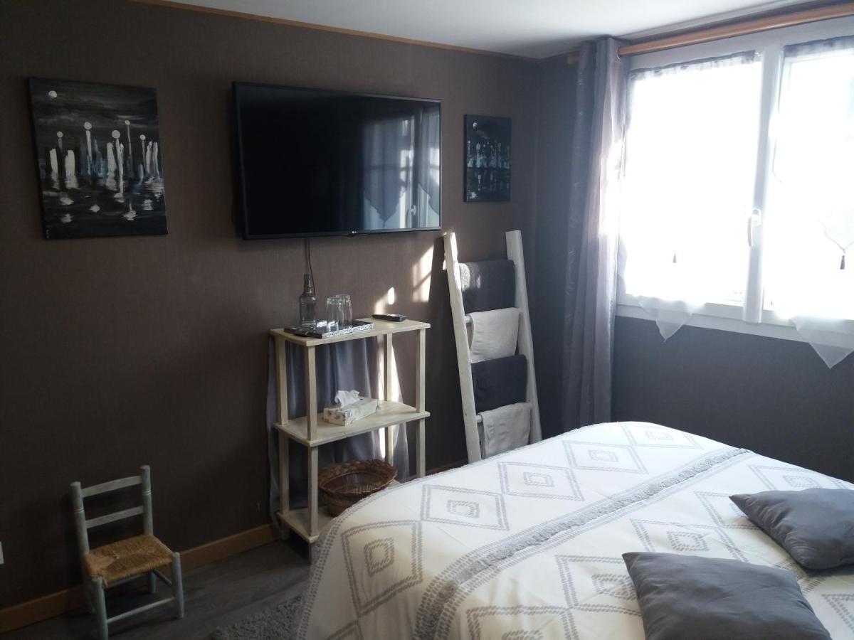 Chambre D'Hotes Hola Laval  Eksteriør billede